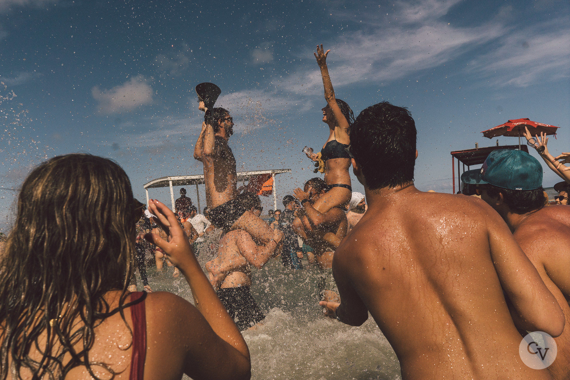 Foto Quando o Rio de Janeiro invadiu a Praia do Patacho Foto Quando o Rio de Janeiro invadiu a Praia do Patacho - Imagem 72