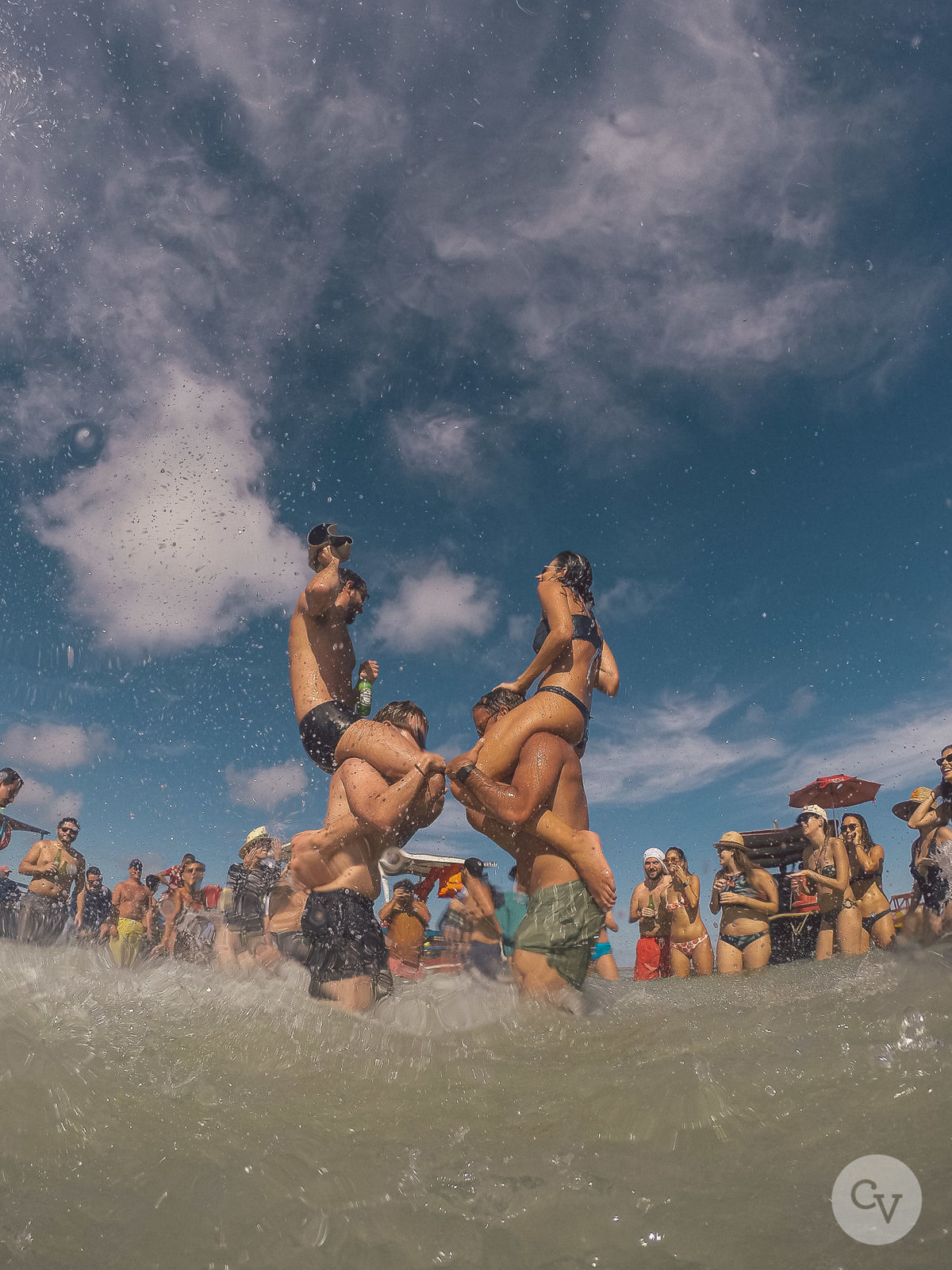 Foto Quando o Rio de Janeiro invadiu a Praia do Patacho Foto Quando o Rio de Janeiro invadiu a Praia do Patacho - Imagem 77