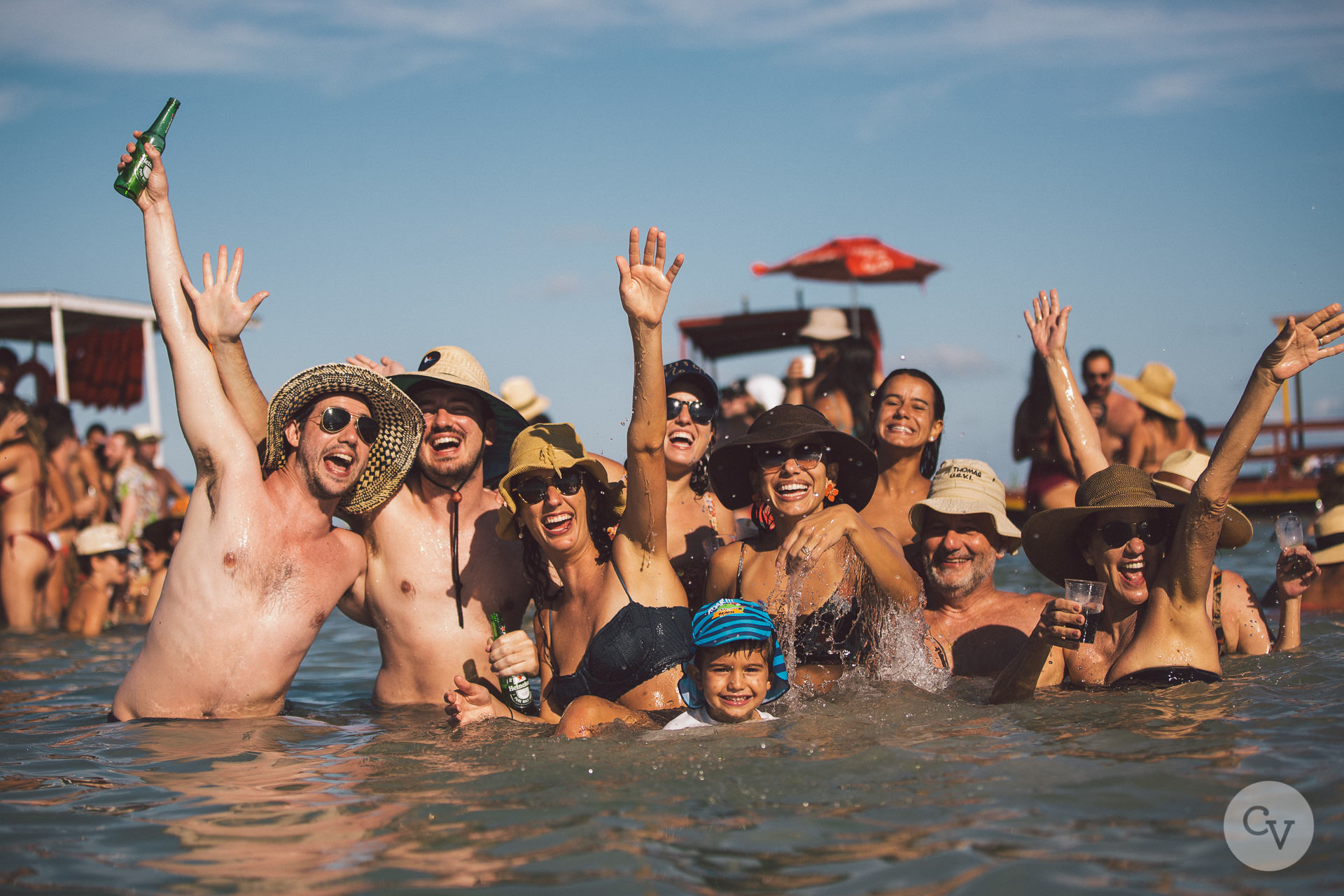 Foto Quando o Rio de Janeiro invadiu a Praia do Patacho Foto Quando o Rio de Janeiro invadiu a Praia do Patacho - Imagem 99